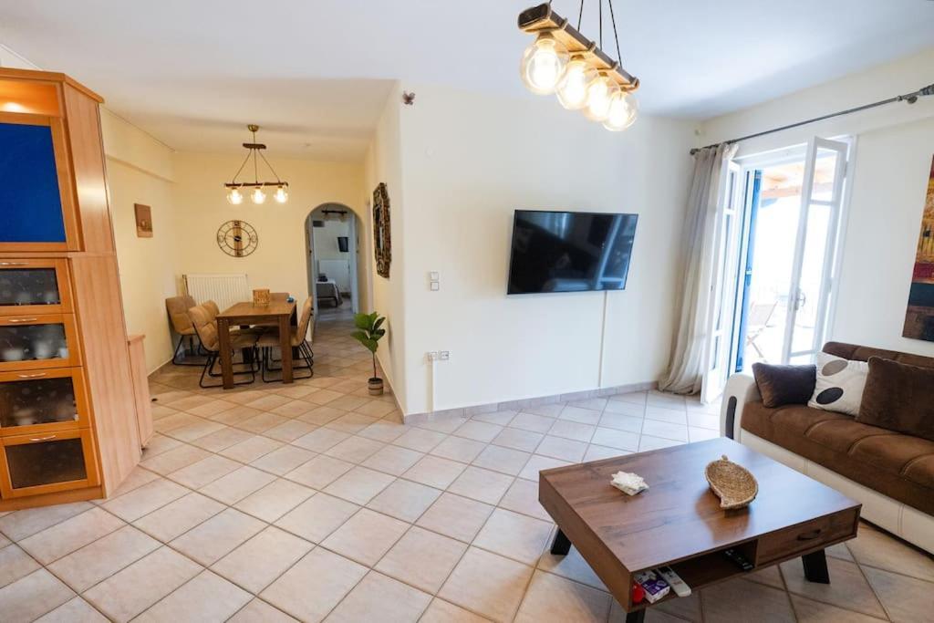 Villa Euphoria, Poros - Greece Poros Town エクステリア 写真